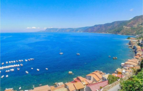 Beautiful Apartment In Melito Porto Salvo